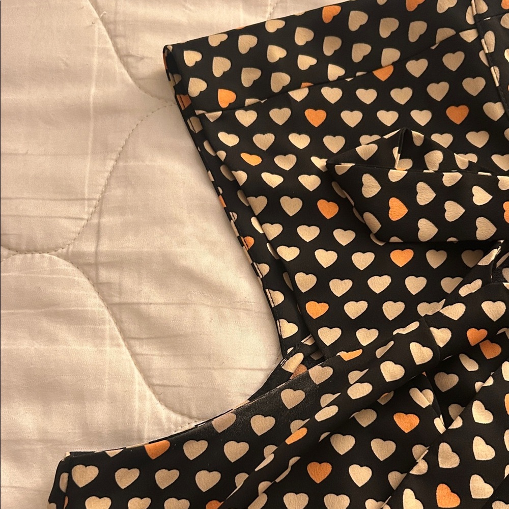 ModCloth Stylish Keyhole Heart Print Women's Top - Picture 4 of 5